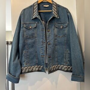 Tia women’s cotton & Lycra embellished denim jacket size XL perfect for spring!